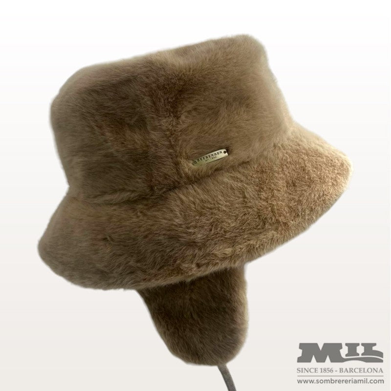Fake Fur Bucket Hat with Earflaps | Seeberger