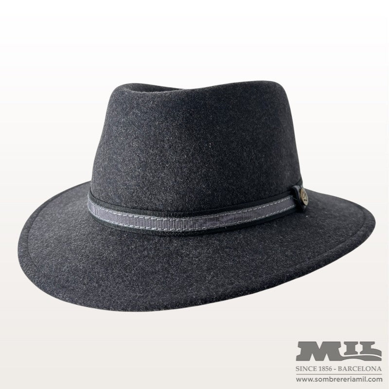 Barret Wolf Crushable | City Sport