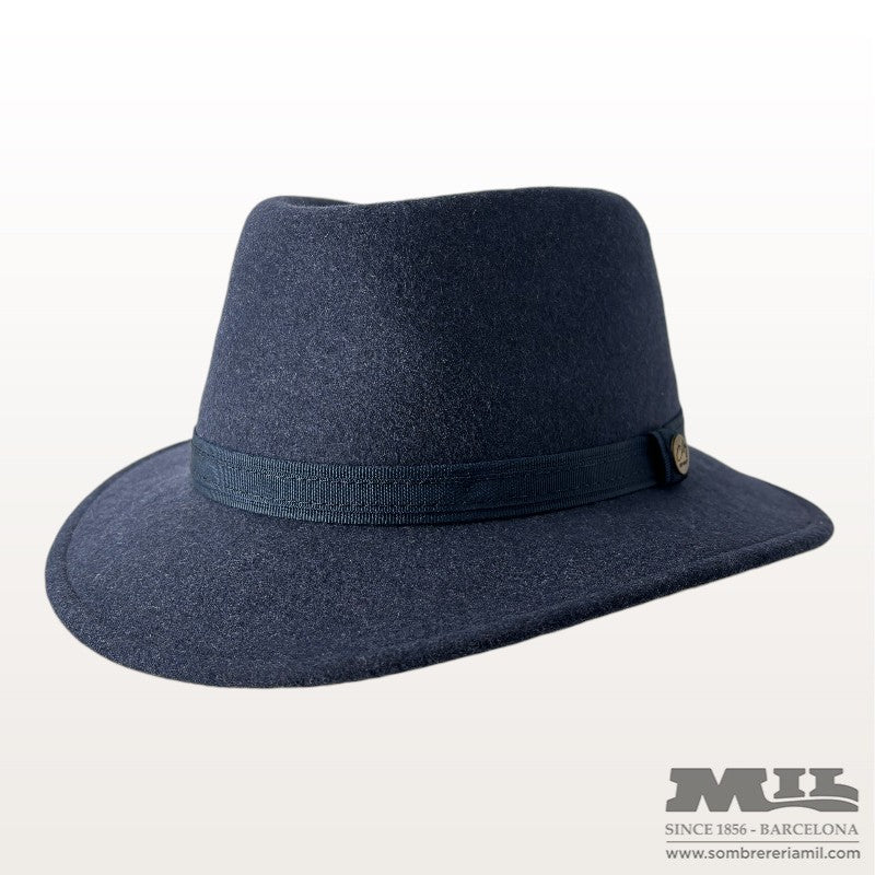 Barret Wolf Crushable | City Sport