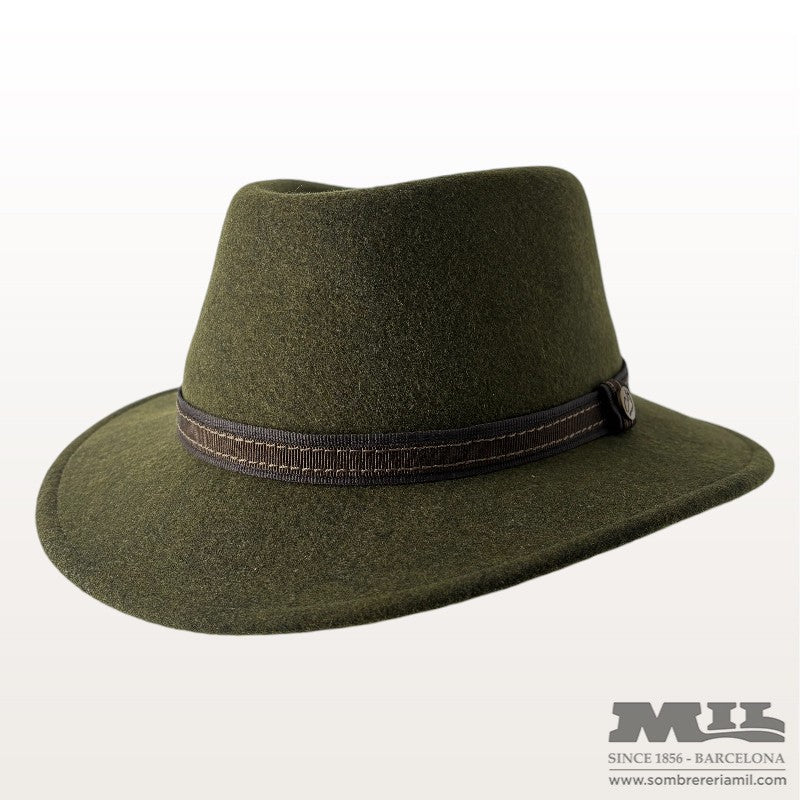 Barret Wolf Crushable | City Sport